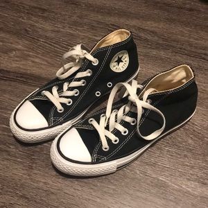 Converse all star mid tops